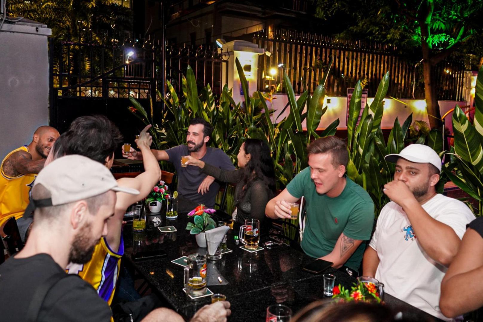 Bliss & Beats Hostel Phnom Penh Exterior foto